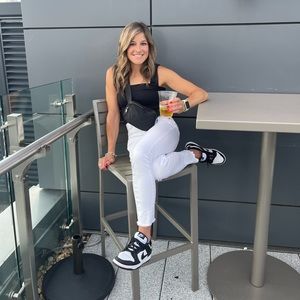 Meet your Posher, Mallory